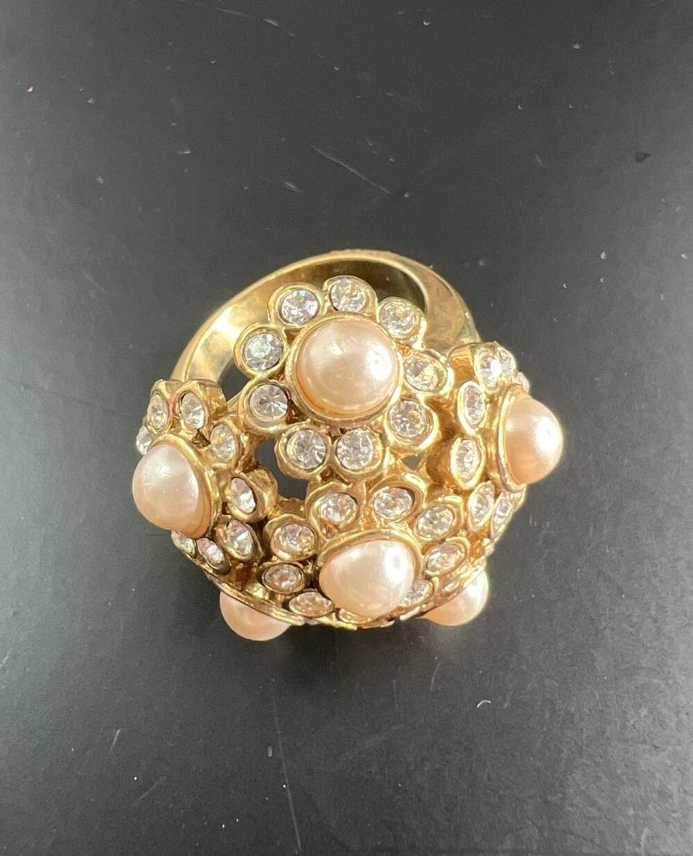 Vintage Simulated Pearl Crystal Rhinestone Floral Flower Gold Tone Ring Size 7